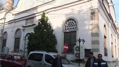 Kocacami Halıları İlçe Halkının Yardımıyla Değişti
