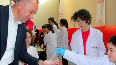 Balıkesir Gençlik Merkezleri'nde Teknoloji ve Eğlence Buluşuyor