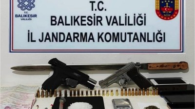 2 Adrese Baskın! 4 Kişi Yakalandı