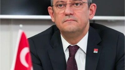 Özgür Özel Erkan Baş İle Görüştü