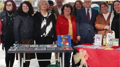 El Yapımı Eserler Burhaniye Meydanı'nda Sergilendi