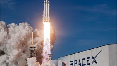 SpaceX’in Roketi kalkıştan 2,5 dakika sonra patladı