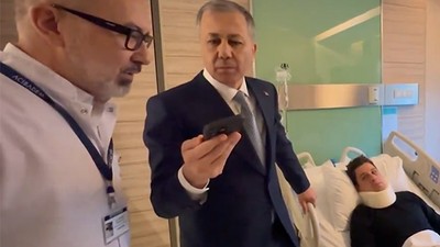 İçişleri Bakanı Yerlikaya Hakem Meler'i Ziyaret Etti
