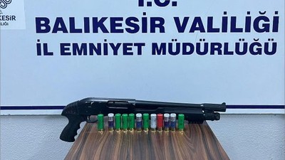 Aranan 15 Şahıs Yakayı Ele Verdi