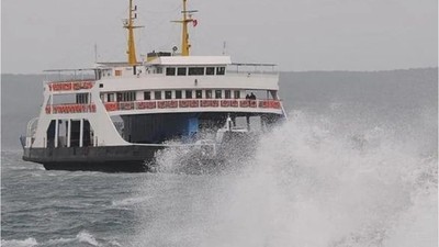 Erdek’te Feribot Seferleri İptal Edildi