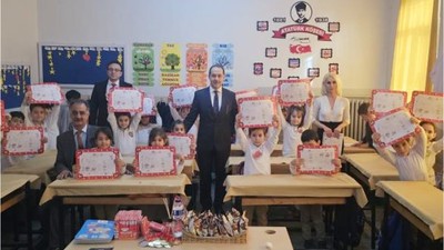 Bandırma'da 25 Bin Öğrenci Karne Sevinci Yaşadı
