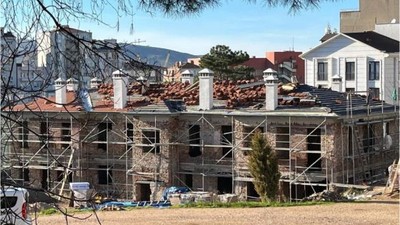 Bandırma'nın Mirasında Çatı Yapıldı Ama Tehlike Devam Ediyor