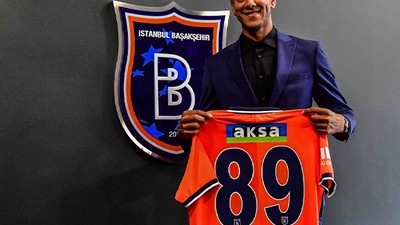 Başakşehir Josef de Souza ile 1,5 yıllık sözleşme imzaladı