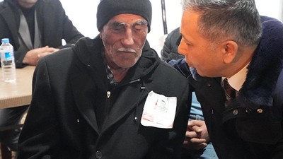 Cumhurbaşkanı Erdoğan Şehit Babasıyla Görüştü