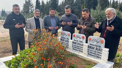Depremde hayatını kaybeden gazeteciler unutulmadı