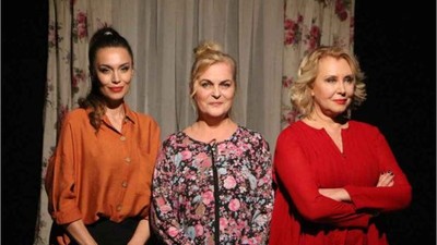 Etekler ve Pantolonlar Tiyatro Oyunu Balıkesir'de