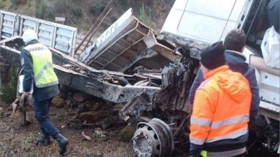 Freni Tutmayan Kamyon Acı Sonu Getirdi