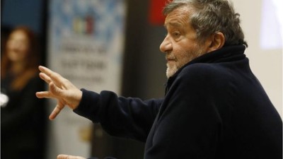 Gazeteci Coşkun Aral Balıkesir'de