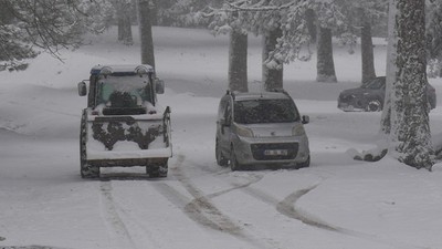 Kazdağları'nda Yoğun Kar Yağışı Etkili Oluyor