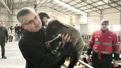 Müdür Alkan Balıkesir Kuzularının Üretim Merkezine Gitti