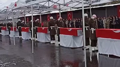 Pençe-Kilit şehitleri törenle memleketlerine uğurlandı
