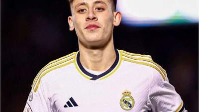 Real Madrid'den Türkçe Paylaşım