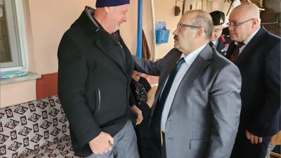 Vali Ustaoğlu Nail Ceylan'ın Ailesinin Acısını Paylaştı