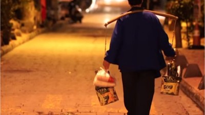 Balıkesir Sokaklarında Bozacı Sesi Yankılanıyor