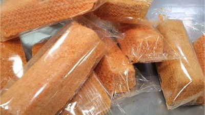 Burhaniyeli İşletmeci Sağlıklı Gofret Üretiyor