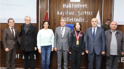 Meclis Toplantısına Avrupa Şampiyonu Katıldı