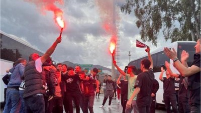 Kuşadasıspor taraftarına taşlı saldırı