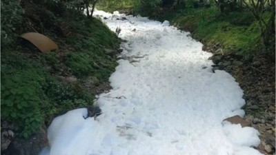Acil Durum İlan Edildi: Sülfonik Asit Dereye Karıştı