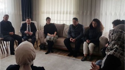 Yücel Yılmaz'dan Taziye Ziyareti: 'Başımız Sağ Olsun'