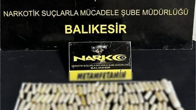 2 Araçta Yapılan Aramada Adeta Suç Fırtınası Esti