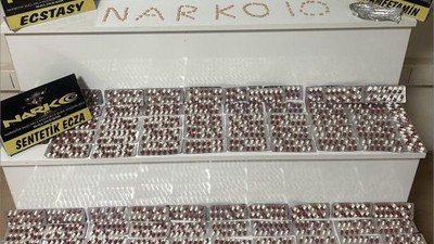 Balıkesir'de Uyuşturucu Tacirlerine Operasyon