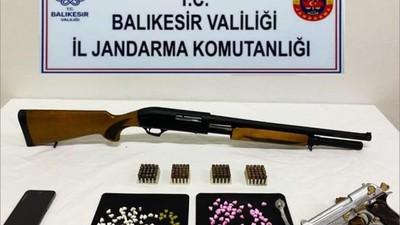 Balıkesir'de Uyuşturucu ve Silah Operasyonu