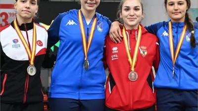 Balıkesirli Sporcular İspanya'dan Zaferle Döndü