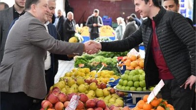 Başkan Orkan Pazara Gitti