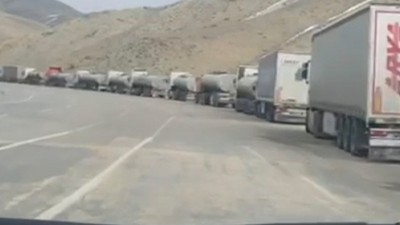 İran Sınırındaki Tır Kuyruğu 15 Km Oldu