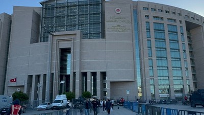 İstanbul Adliyesi Saldırısı Şüphelilerini 35 Savcı Sorgulayacak