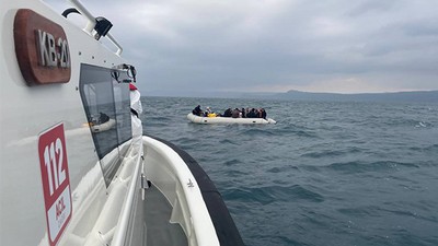 Sahil Güvenlik 43'ü çocuk 106 Kaçak Göçmen Yakaladı