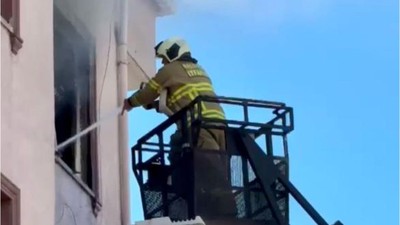Şarjda Unutulan Cep Telefonu Evi Kül Etti