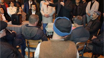 Turhan Çömez Köylüleri Dinledi