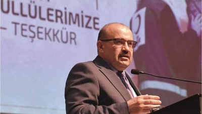 Vali Ustaoğlu 'Umut olmaya devam edeceğiz'