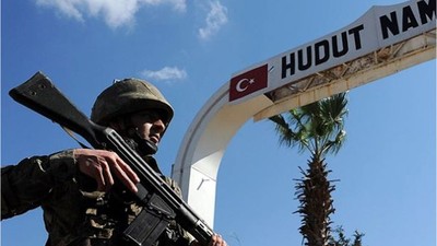 Milli Savunma Bakanlığı "4 Fetö Örgütü Mensubu Ülkeye Girmeye Çalışırken Yakalandı"