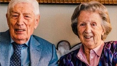 Hollanda'nın eski Başbakanı Van Agt ve eşine ötanazi yapıldı
