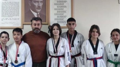 Balıkesir'e Tekvando Arenasından 5 Madalyalı Başarı