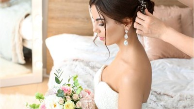 2024'ün En Şık Düğün Saç Modelleri