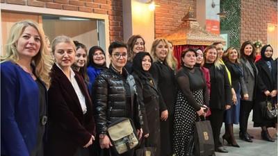 Balıkesir'de Kadınlar 8 Mart İçin Buluştu