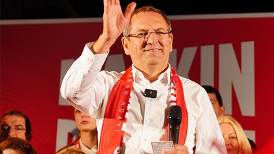 Altınova'da Mesut Ergin ve Ekibi Halkla Bir Araya Geldi