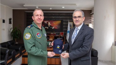 Ana Jet Üssü Komutanı Bandırma'da