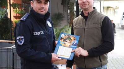 Burhaniye'de İmsakiye Dağıtımı Başladı
