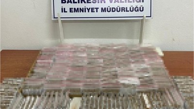 Burhaniye'de Kaçak Sigara Ticareti Açığa Çıktı