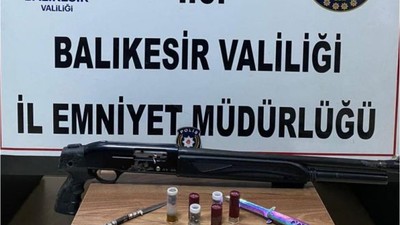 Emniyet 2 İlçeye Operasyon Gerçekleştirdi
