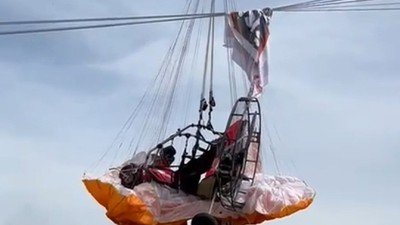 Havada seçim reklamı kaza ile bitti